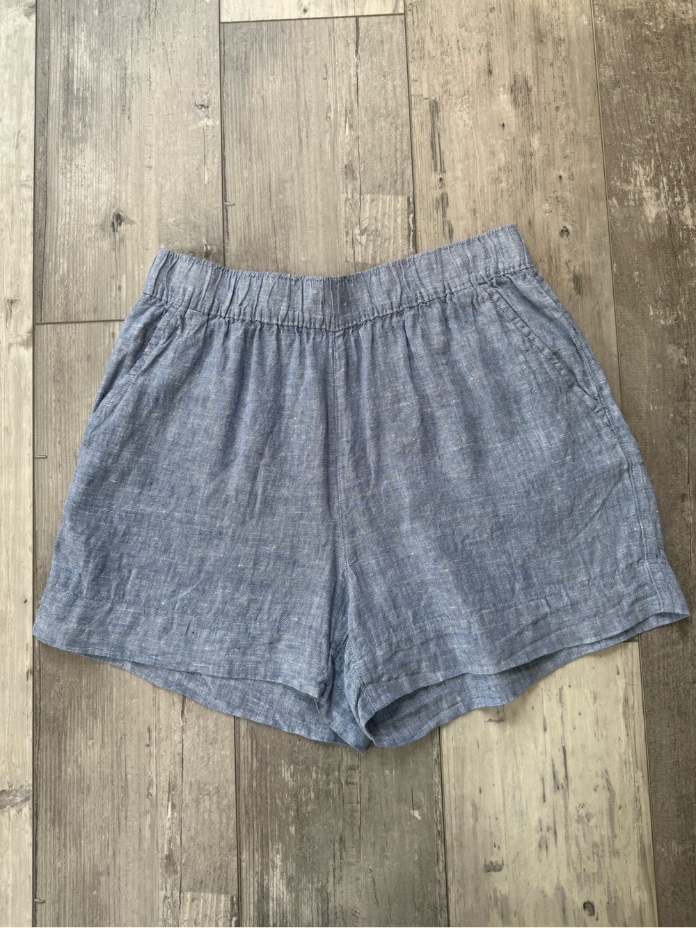 C&C California 100% Linen Shorts Medium Blue Chambray Pull On